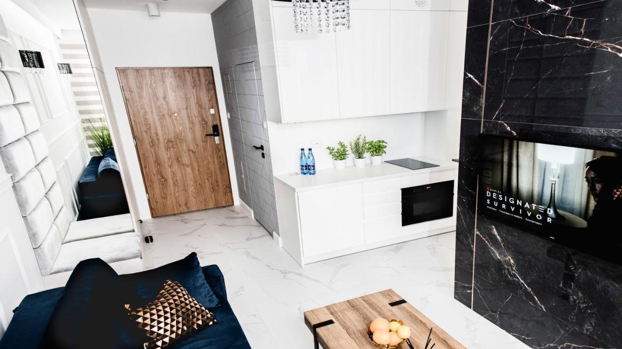 Hypnotize Apartment Glamour Konin  Eksteriør billede